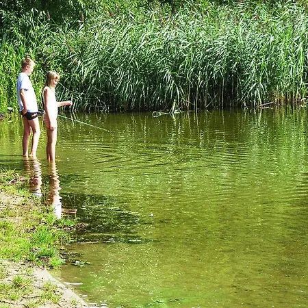 بيت للعطل Am Duemmer See,